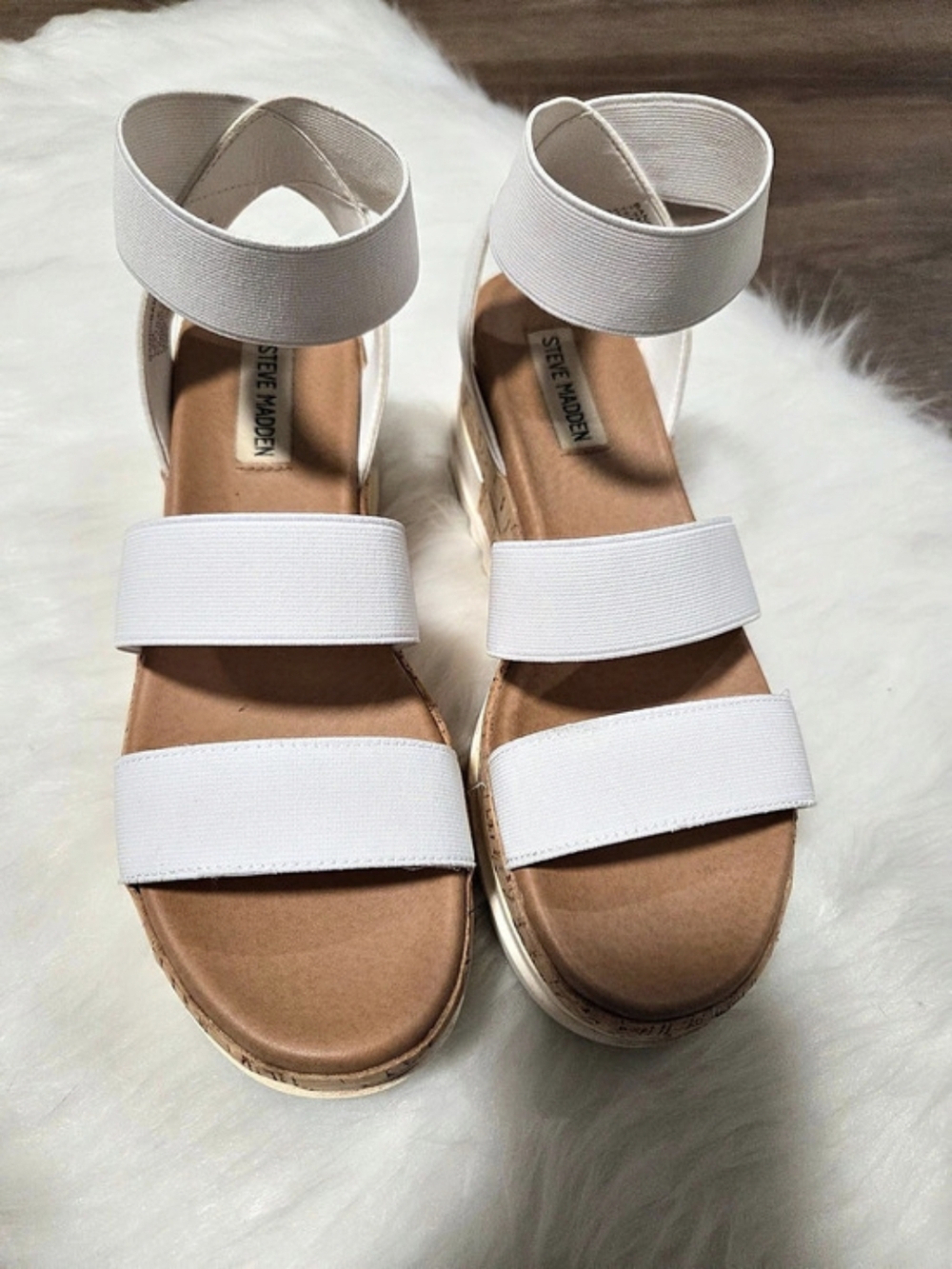 Steve Madden Bandiband02S1 White Wedge Sandals US 7.5M Like New